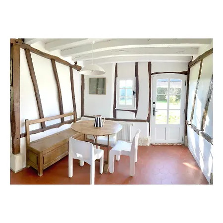 Maison Hestia فيلة Epegard